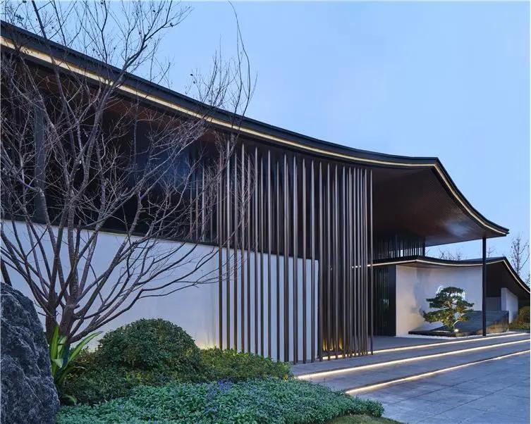 阳光城股票引领科技新时代风潮，最新消息揭示未来重塑潜力