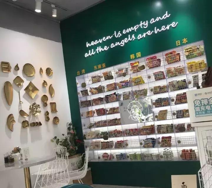 佛山小巷深处的隐藏版特色小店惊艳亮相，最新独特风味美食报道