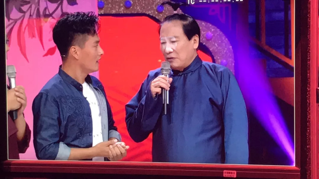 云飞最新动态，巷弄深处的独特风味揭秘