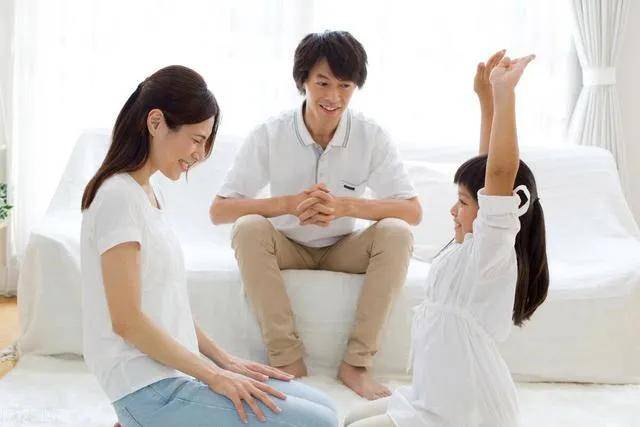 超碰视频最新动态，变化中的学习成就自信之源