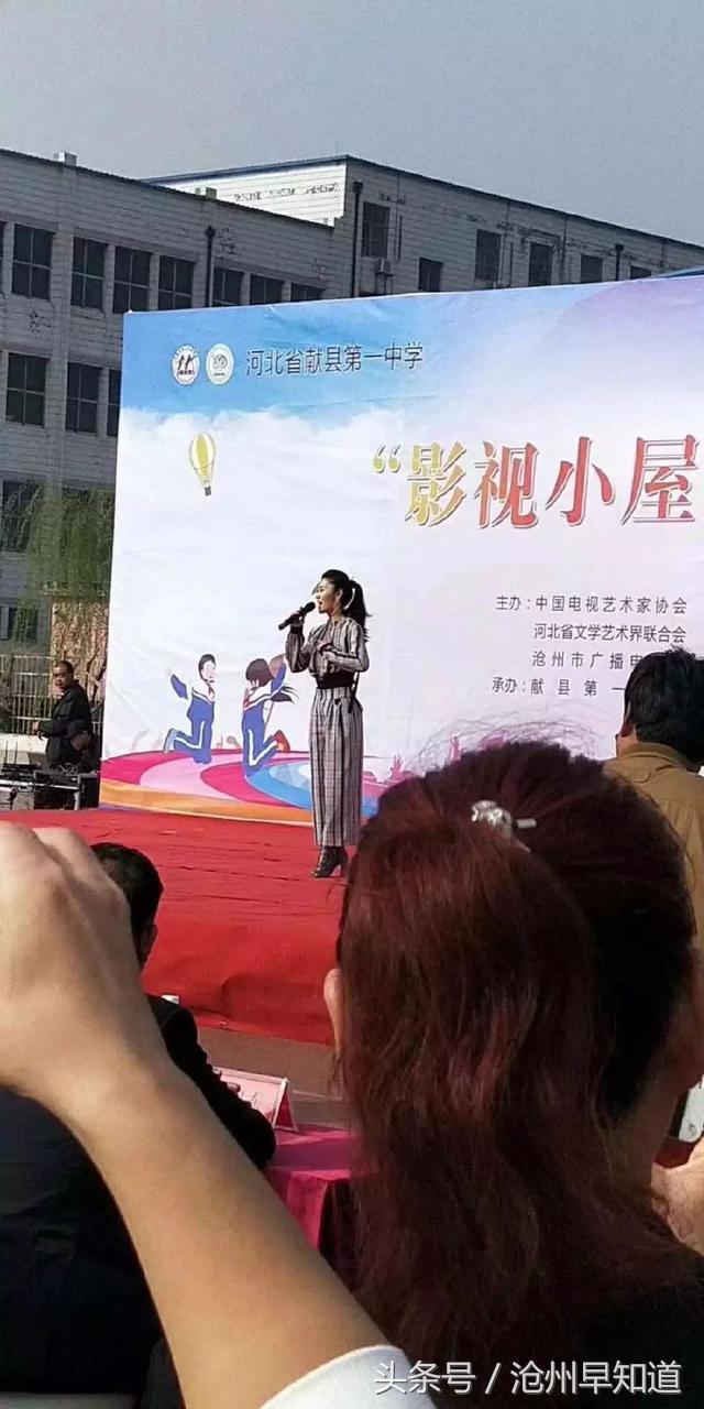 林允儿友情小屋综艺节目，温馨日常的精彩呈现